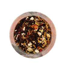 Detail view of the leaves of our apricot tea