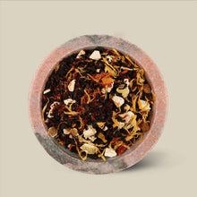 Detail view of the leaves of our mon coeur loose leaf tea