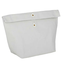Front view of the Grey lunch insulated cooler bag